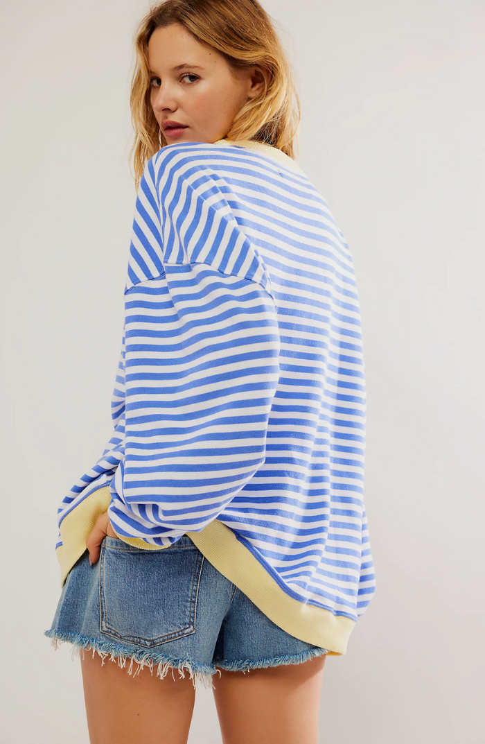 Stella – Oversized Striped Sweater
