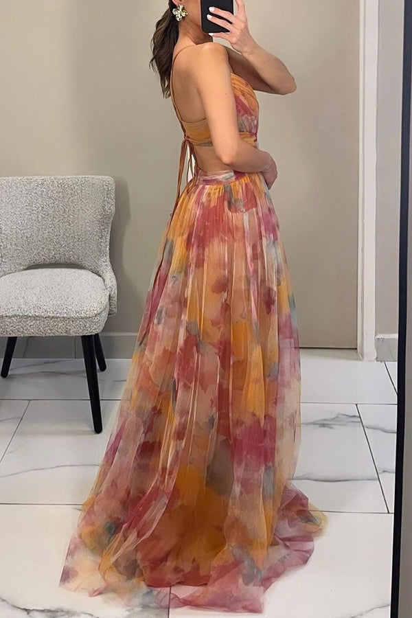 Mariah – Floral Lace-Up Maxi Dress