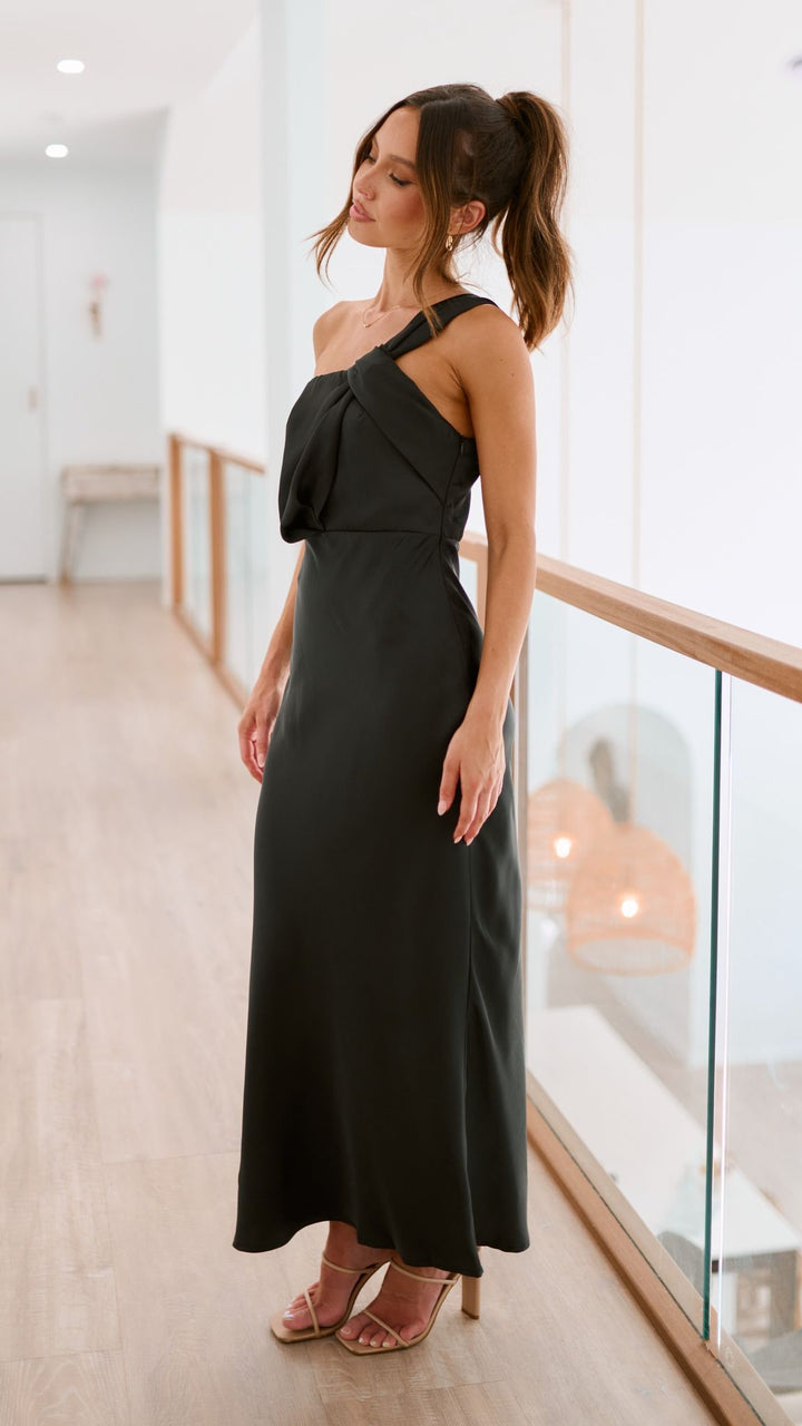Celina – Black Maxi Dress