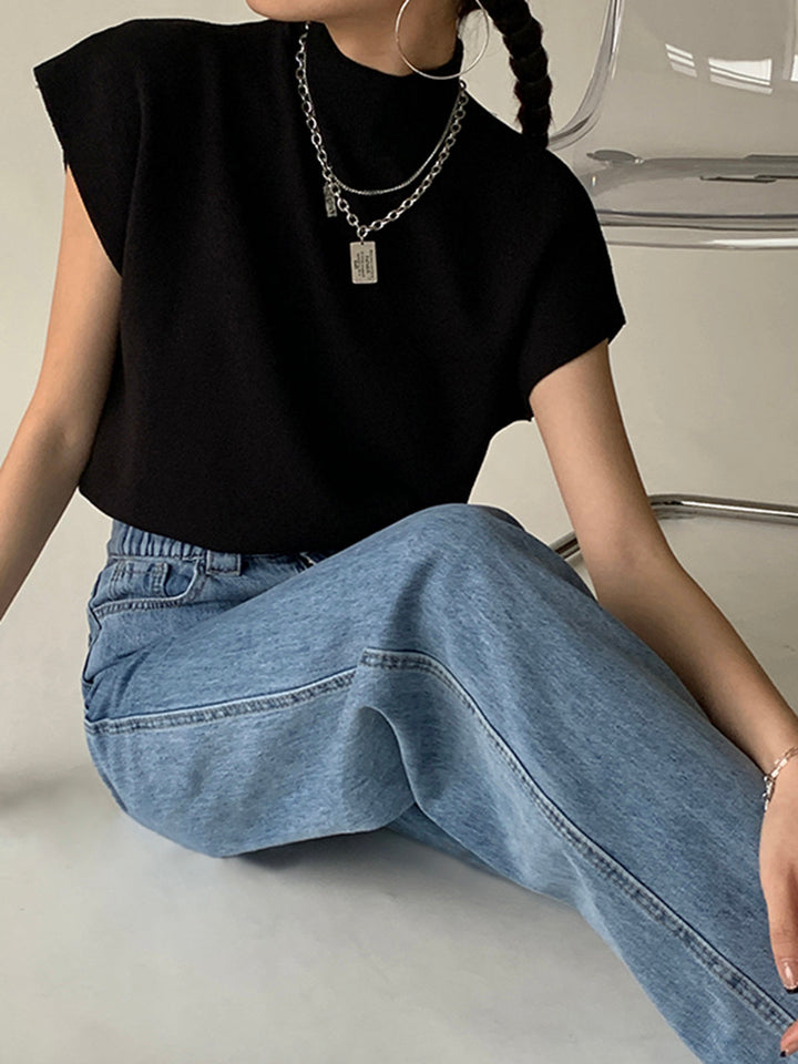 Nora – Elegant Knit Vest