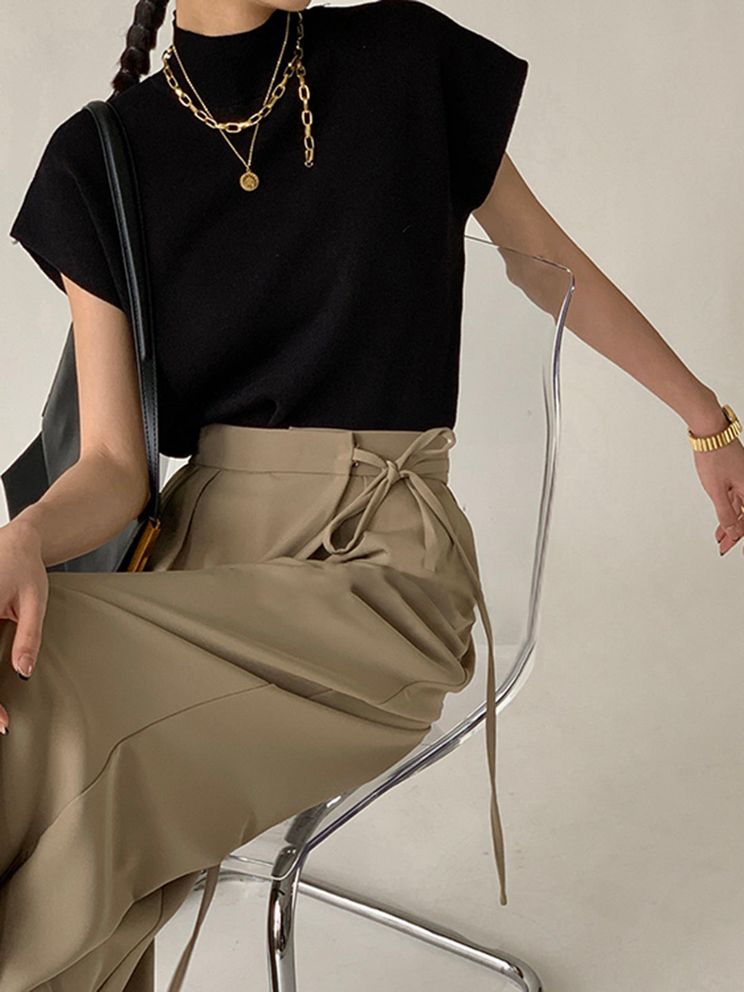 Nora – Elegant Knit Vest