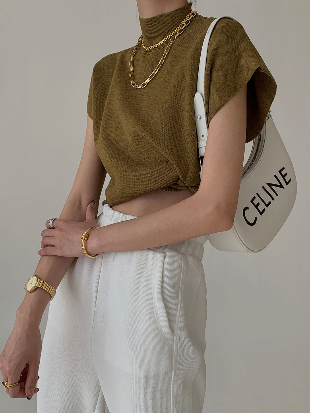 Nora – Elegant Knit Vest