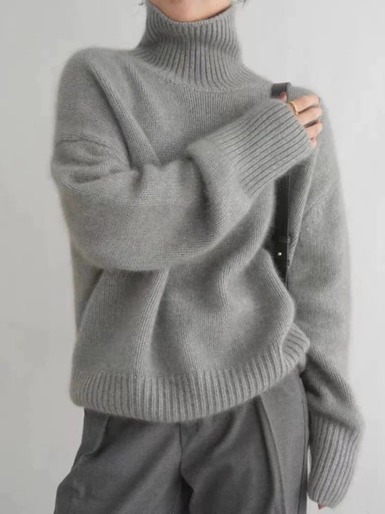 Isabelle – Soft Turtleneck Knit Sweater