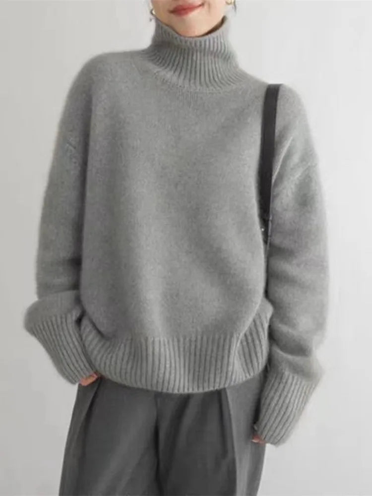 Isabelle – Soft Turtleneck Knit Sweater