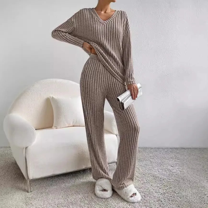Leona 2-Piece Set