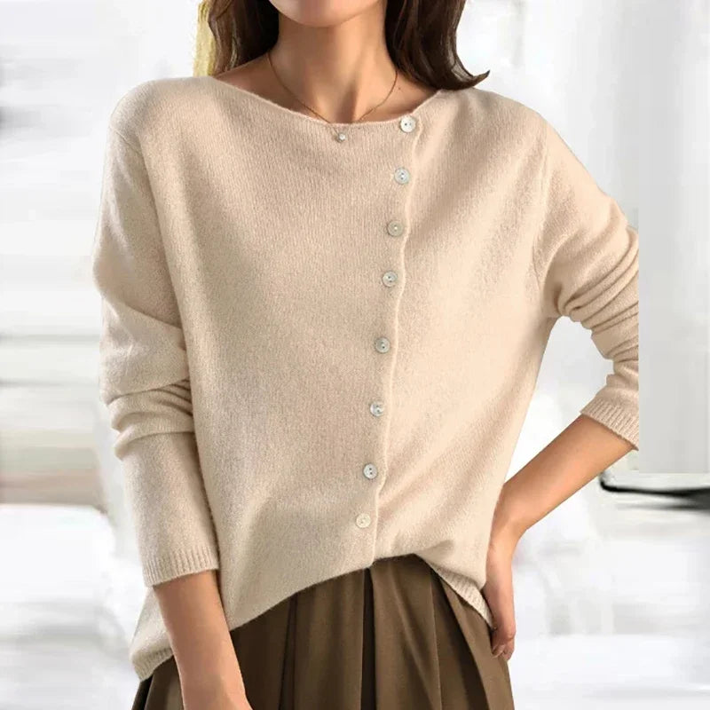 Brooke – Elegant Knitwear for Women