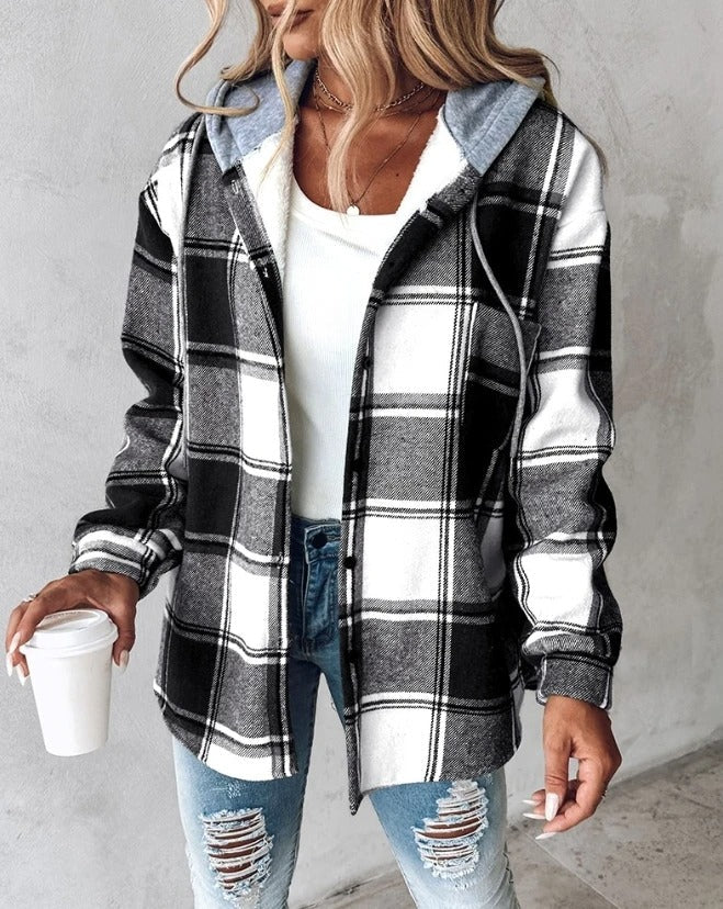 Zoey – Cozy Patterned Hoodie